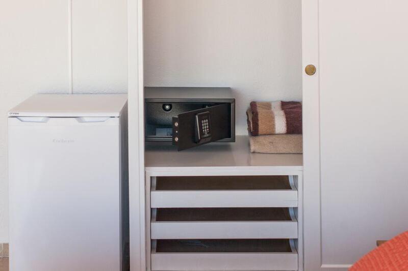 스탠다드 트리플 발코니 룸, Hostal Los Pinos