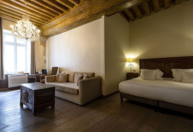 جناح جونيور, Abbaye De Maizieres