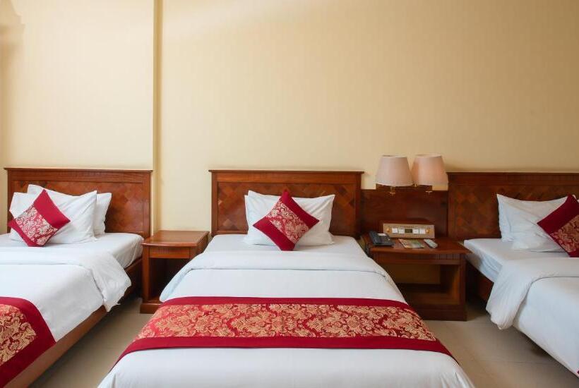 高级三人间, Angkor Holiday