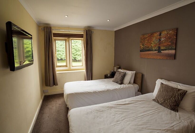 Номер Стандарт, Best Western Walworth Castle