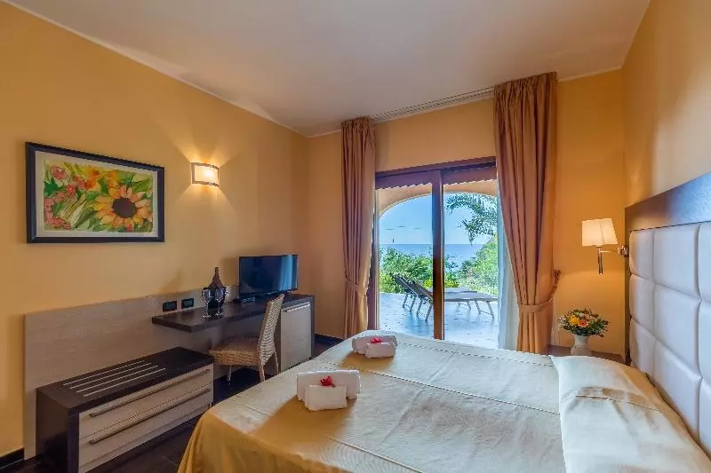 オーシャンビュースタンダードルーム, Cannamele Resort