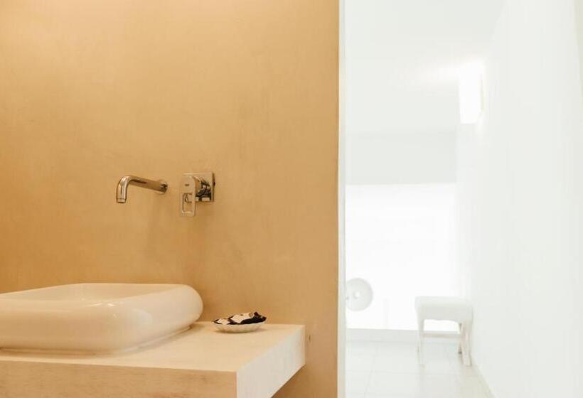 جناح مزود بحمام سباحة, Cavo Bianco Boutique Hotel & Spa