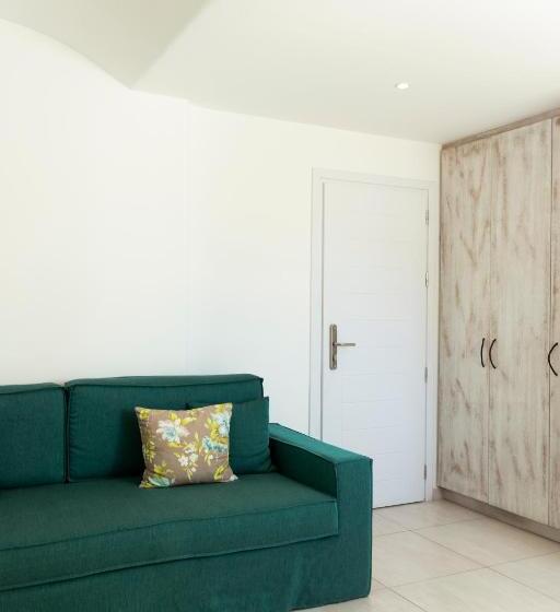 جناح, Cavo Bianco Boutique Hotel & Spa