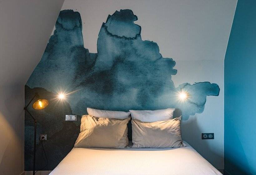 ドゥプレックスルーム, De La Cite