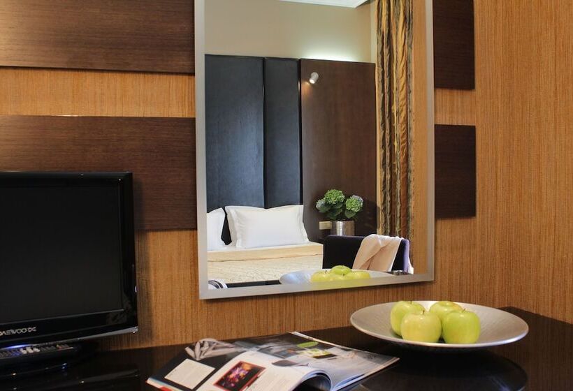 Номер Superior Вид на Город, Galaxy Art