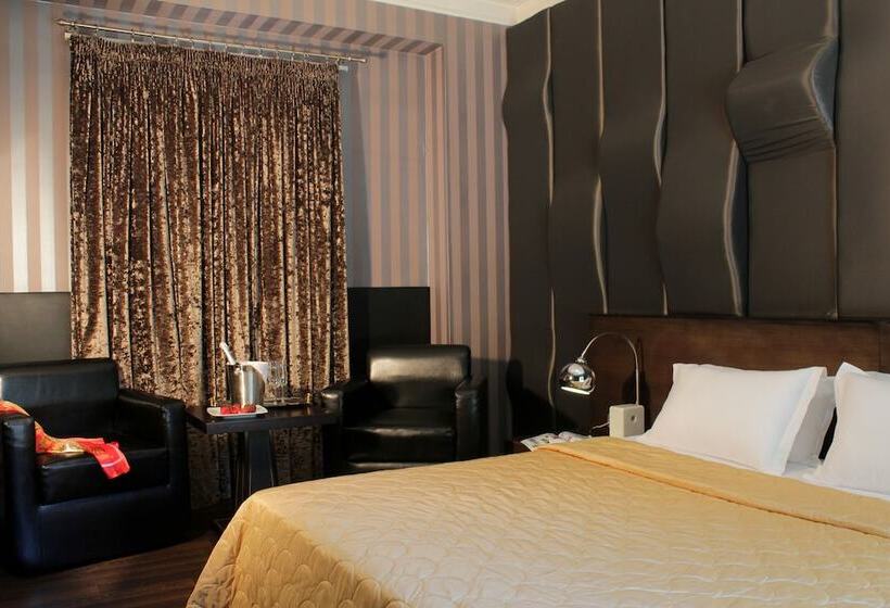 Студио Executive, Galaxy Art