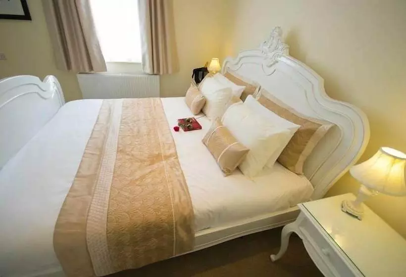 Executive Room, Heath Cottage