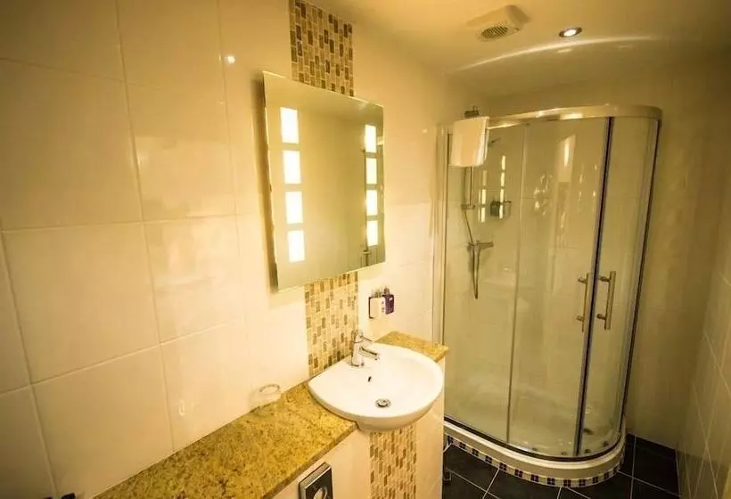 Standard Single Room, Heath Cottage