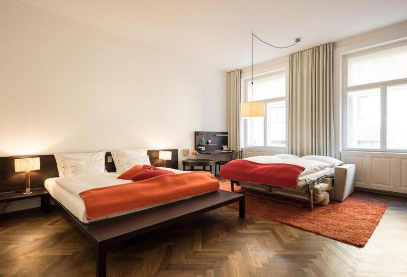 اتاق استاندارد چهار تخته, Hollmann Beletage Design & Boutique