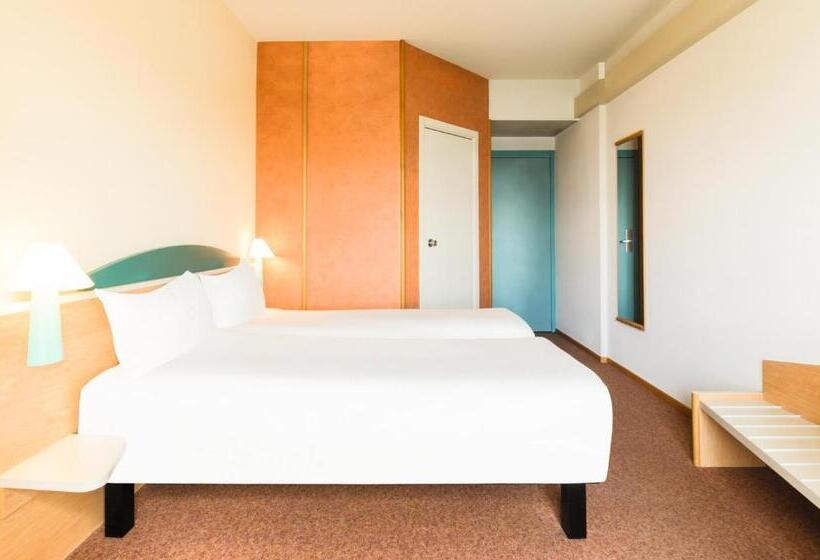 חדר סטנדרט, Ibis Roma Fiera