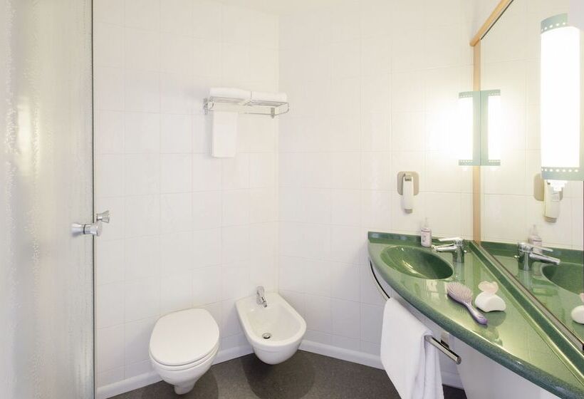 חדר סטנדרט, Ibis Roma Fiera