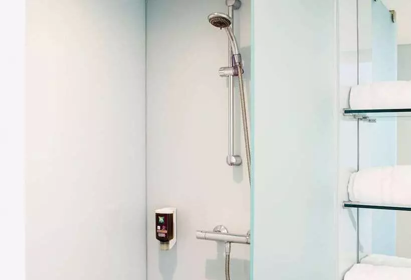 スタンダードルーム, Ibis Styles Crewe
