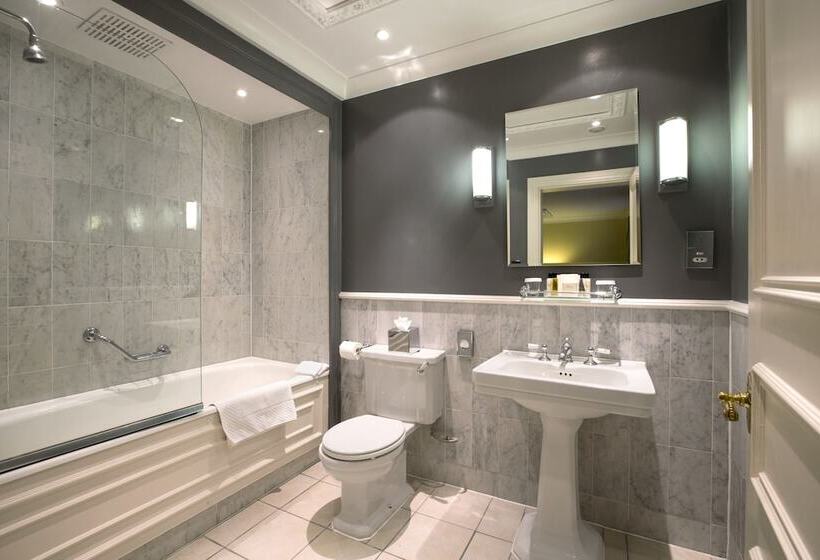 Классический Номер, Rookery Hall Hotel & Spa