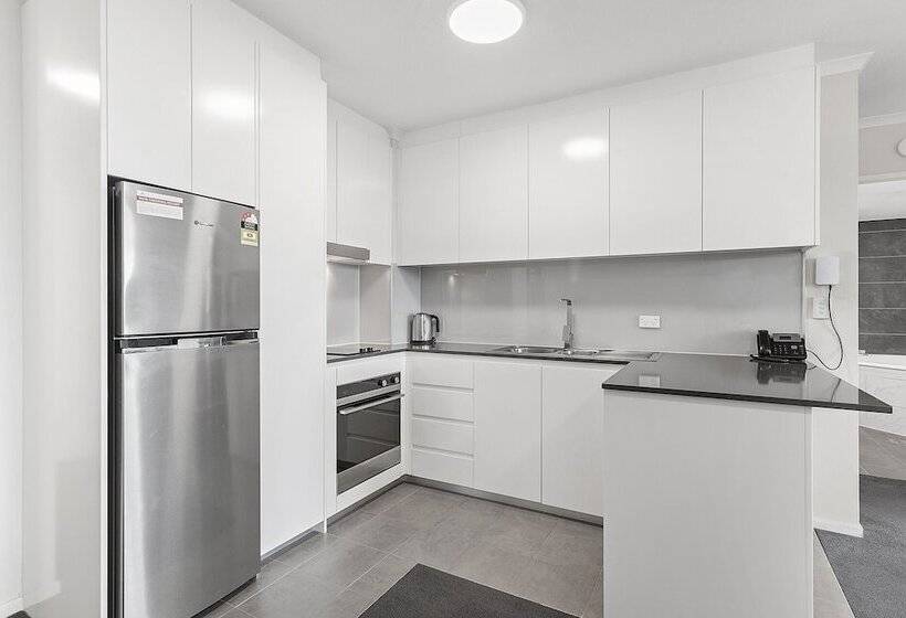 آپارتمان لوکس 2 خوابه, Landmark Resort