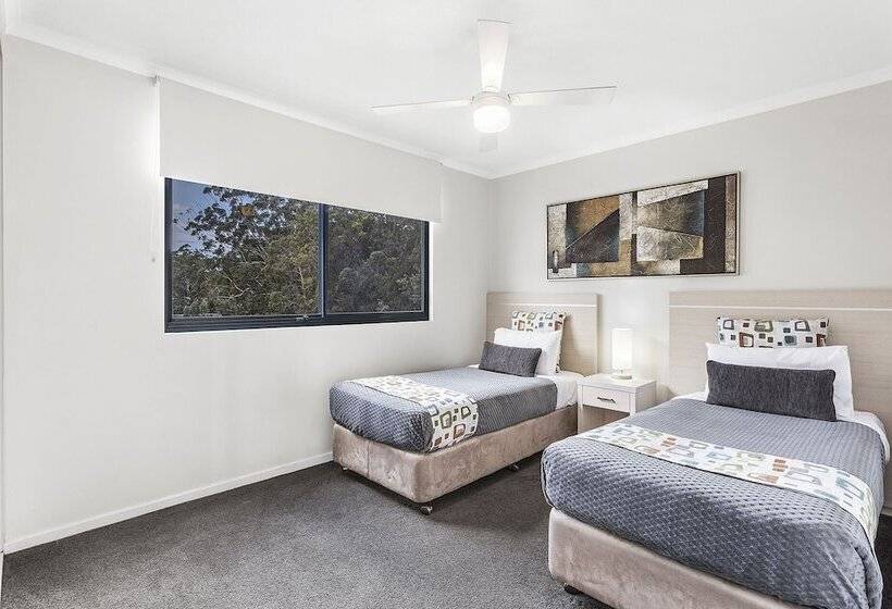 آپارتمان لوکس 2 خوابه, Landmark Resort