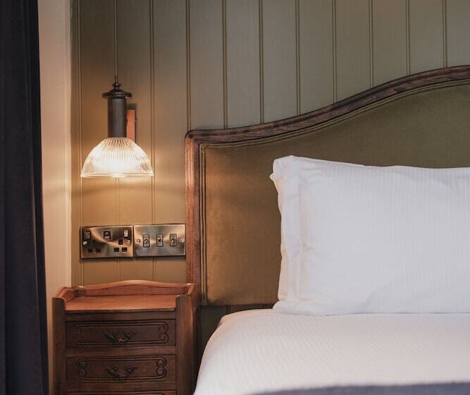 スタンダードルーム, The Sanctuary House