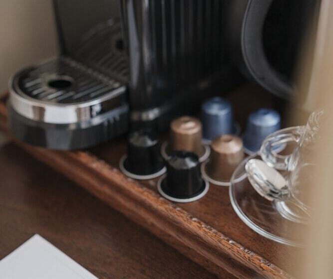 スタンダードルーム, The Sanctuary House