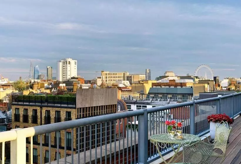 Deluxe-huone Parveke, The Soho Hotel, Firmdale Hotels