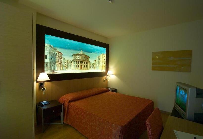 חדר סופריור, West Florence