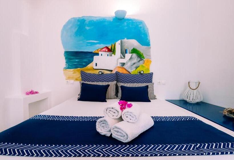 泳池景标准四人房间, John S Rooms & Studios