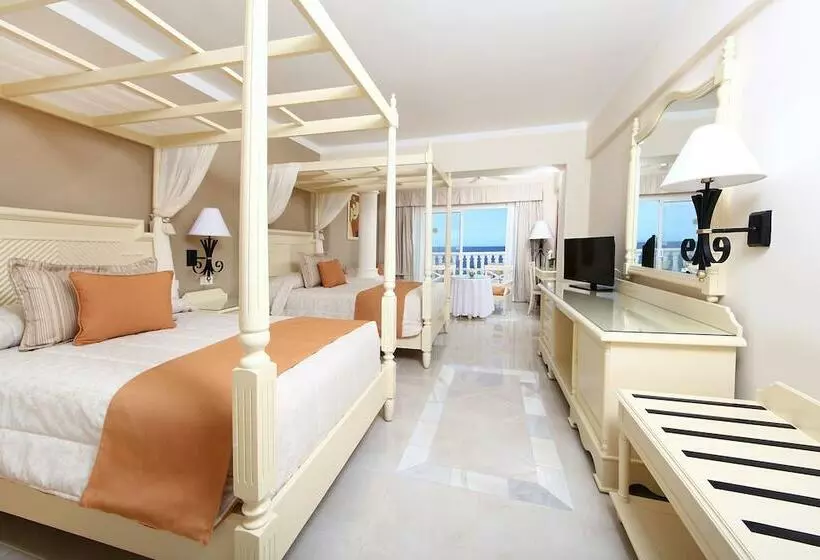 سوییت جونیور لوکس, Bahia Principe Escape Runaway Bay - Adults Only - All Inclusive