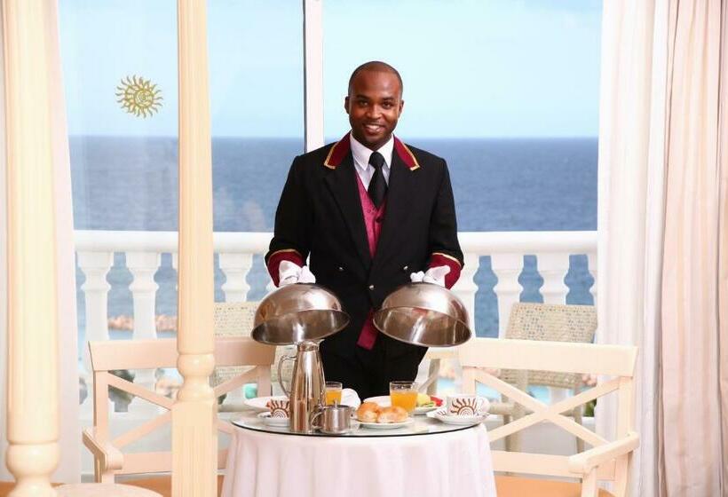 Deluxe Suite Sea View, Bahia Principe Luxury Runaway Bay - Adults Only - All Inclusive