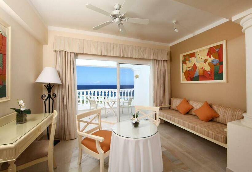 Deluxe Suite Sea View, Bahia Principe Luxury Runaway Bay - Adults Only - All Inclusive