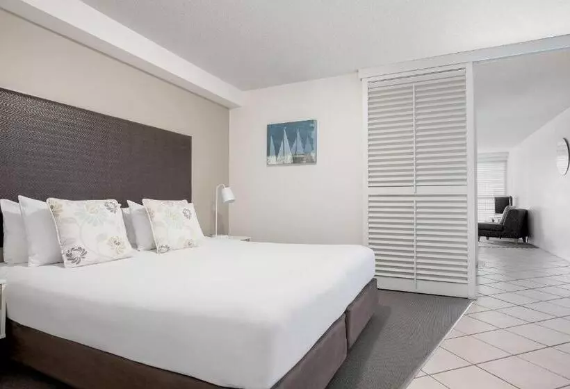 Superior Suite Havudsigt, Mantra Mooloolaba Beach