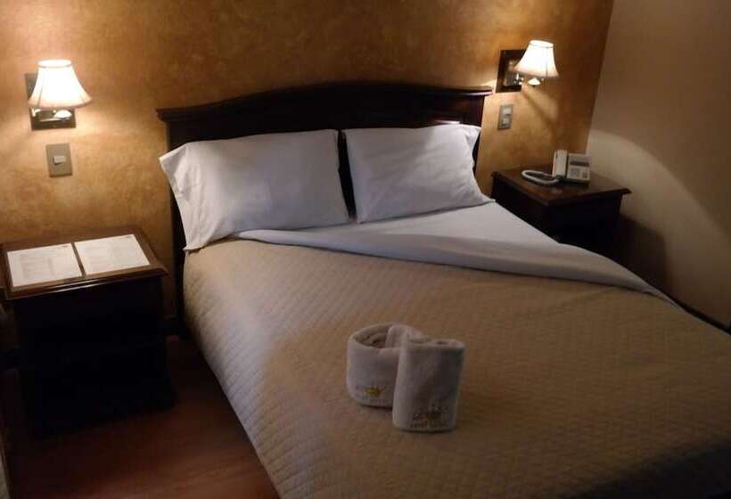 سوییت جونیور, Apart Hotel La Corona