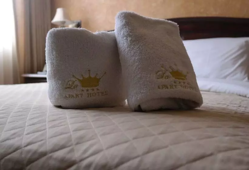 سوییت جونیور, Apart Hotel La Corona