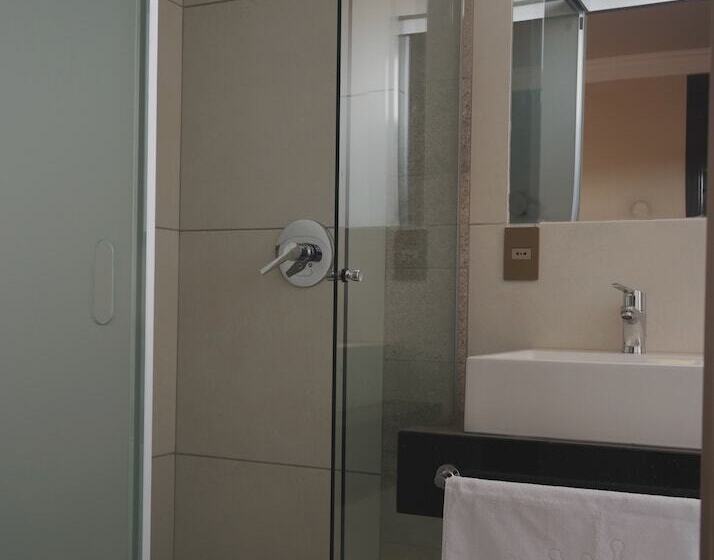 سوییت لوکس, Apart Hotel La Corona