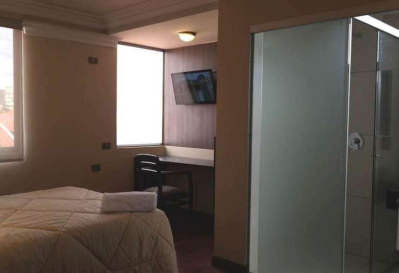 سوییت لوکس, Apart Hotel La Corona