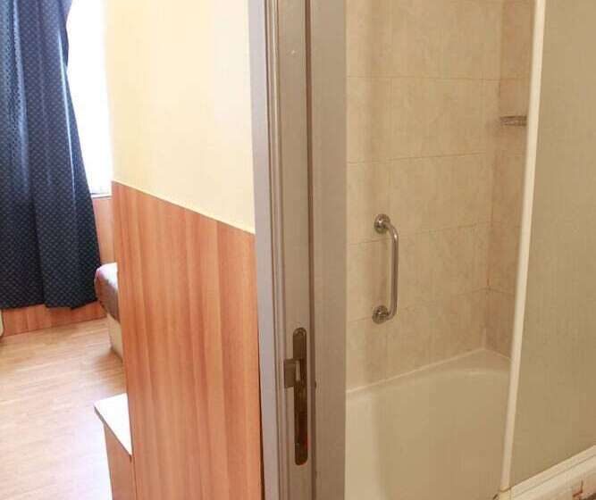 Standaard Éénpersoonskamer, Aristote