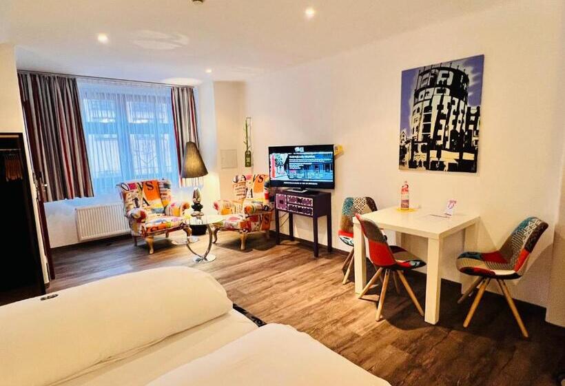 标准工作室, Arthotel Magdeburg