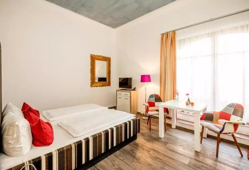 Comfort room with terrace, Arthotel Magdeburg