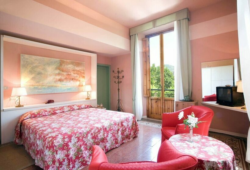 חדר סטנדרט, Astoria