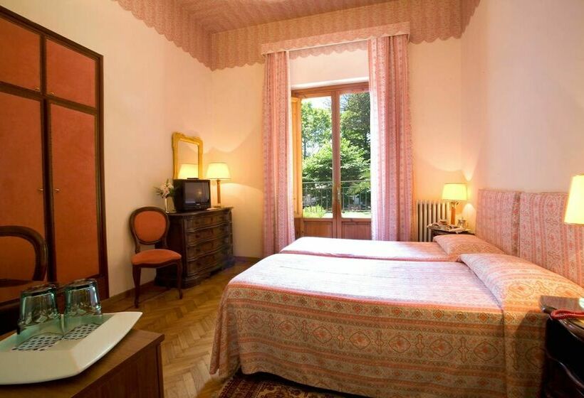 חדר סטנדרט, Astoria