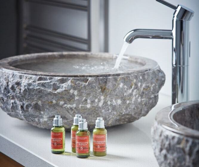 Номер Стандарт Индивидуальный, Barnett Hill