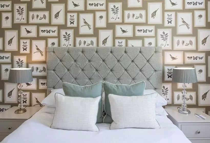 Basic-huone, Bartley Lodge
