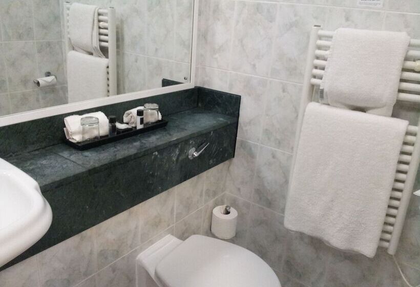 غرفة عائلية, Windmill Village Hotel, Golf Club & Spa, Bw Signature Collection