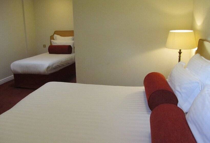 غرفة عائلية, Windmill Village Hotel, Golf Club & Spa, Bw Signature Collection