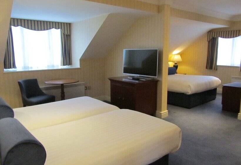 غرفة عائلية, Windmill Village Hotel, Golf Club & Spa, Bw Signature Collection