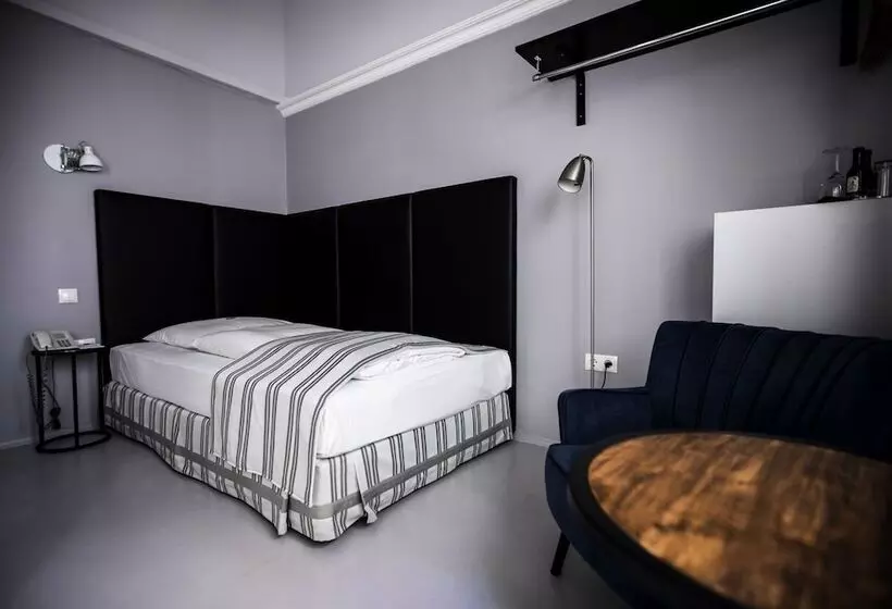 اتاق استاندارد یک نفره, Boutique Hotel Dom Rooms & Suites