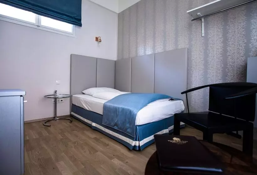 اتاق استاندارد یک نفره, Boutique Hotel Dom Rooms & Suites