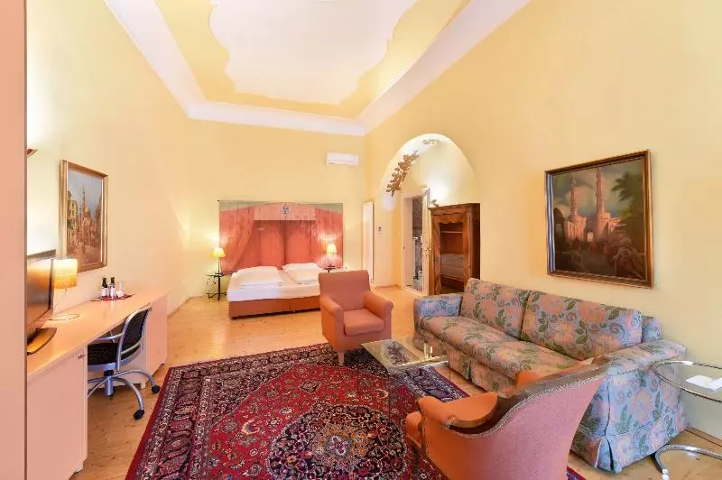 اتاق کلاسیک سه تخته, Boutique Hotel Dom Rooms & Suites