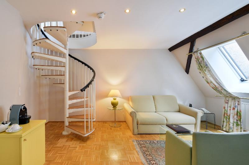 トリプルクラシックルーム, Boutique Hotel Dom   Rooms & Suites