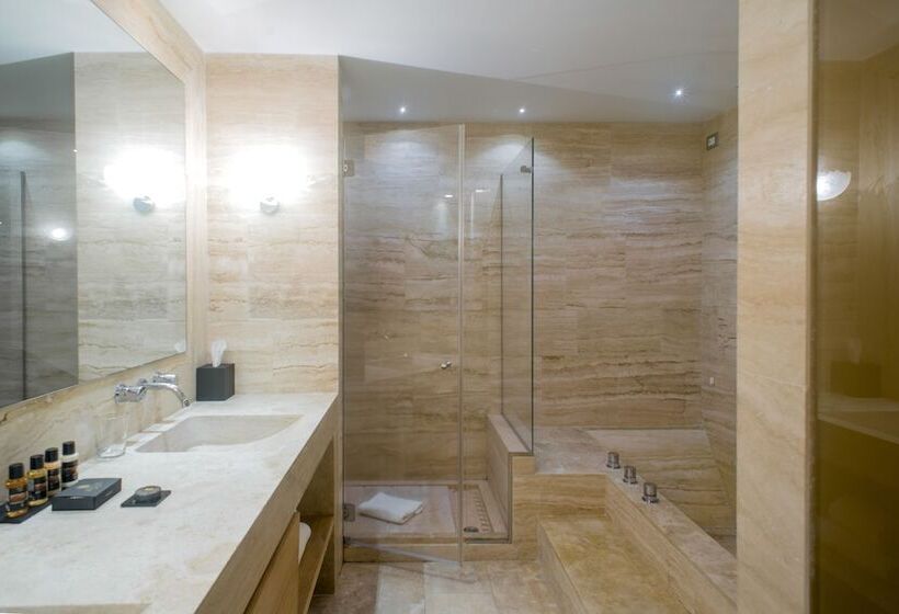 جناح ذو إطلالة, Castello Di Velona Resort, Thermal Spa & Winery