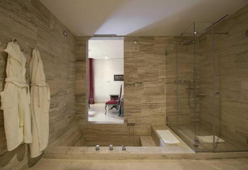 Полулюкс Одноместный с Террасой, Castello Di Velona Resort, Thermal Spa & Winery