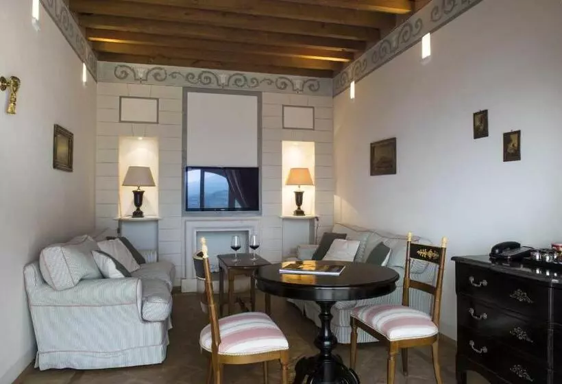 テラス付スイート, Castello Di Velona Resort, Thermal Spa & Winery