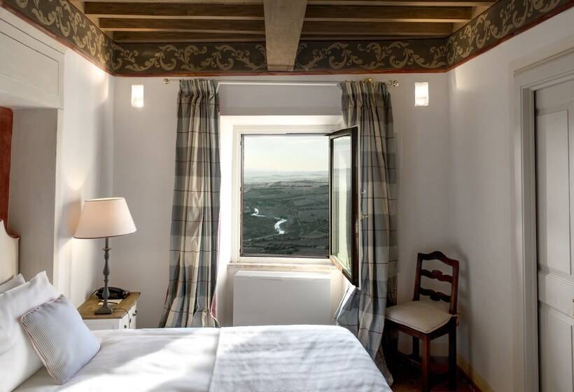 جناح جونيور كلاسيكى, Castello Di Velona Resort, Thermal Spa & Winery